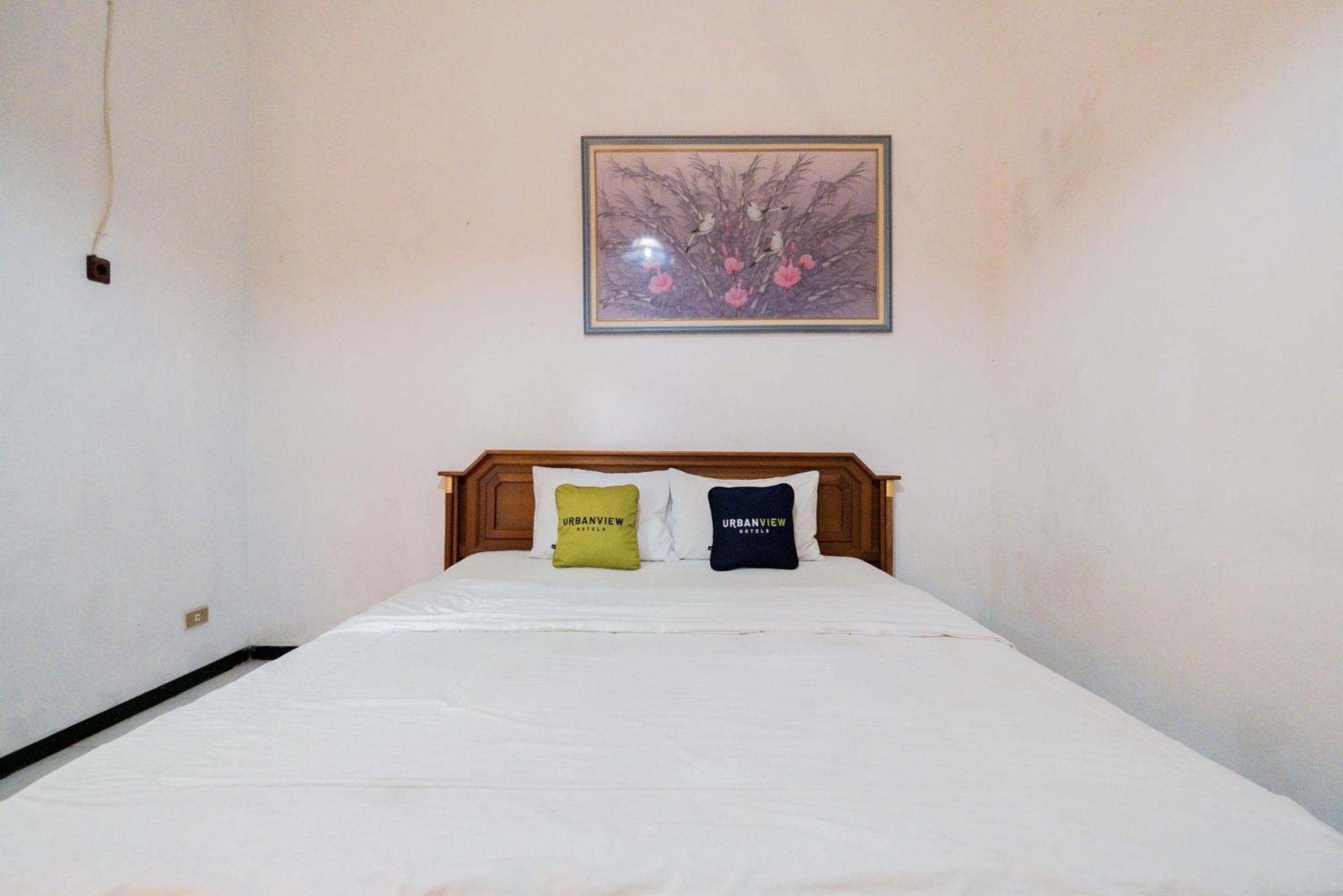 Urbanview Hotel Near Jatim Park 1 By Reddoorz Batu  Exterior foto