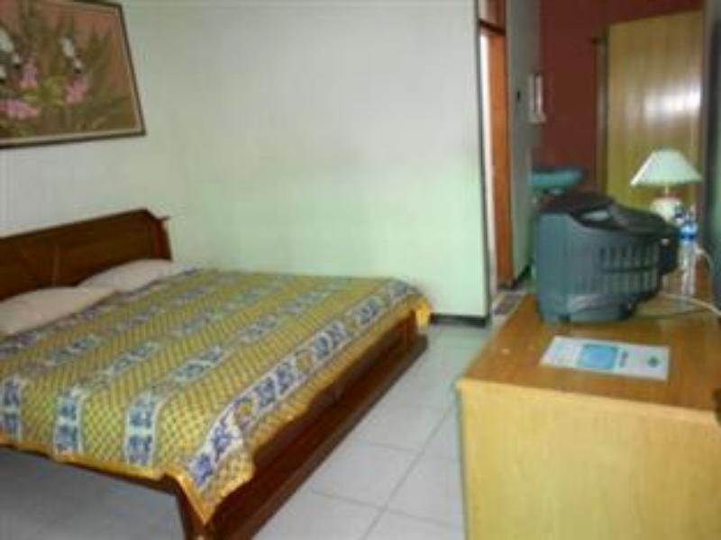 Urbanview Hotel Near Jatim Park 1 By Reddoorz Batu  Exterior foto